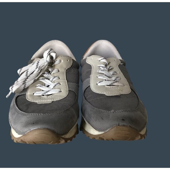 Vintage Gray & White Lace-Up Sneakers with Gum Sole size 9.5 - Picture 4 of 9